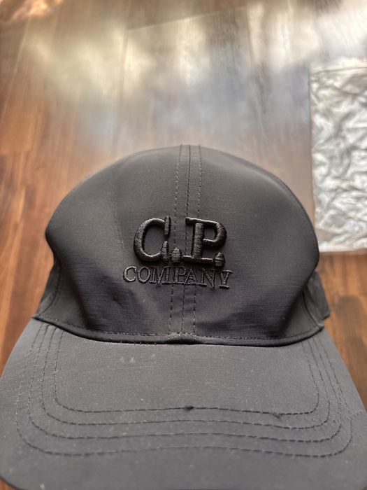 Cp company шапка