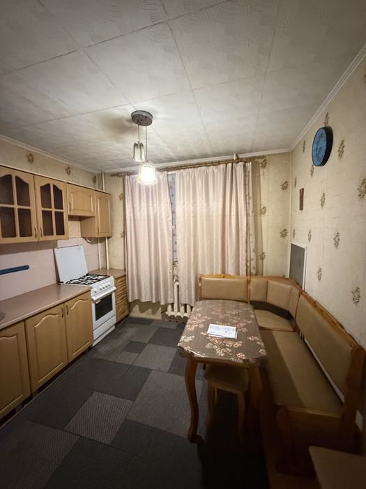 Срочно 2 ком. Кв. Район Рахмета