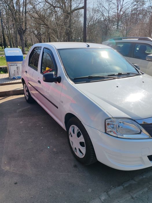 Logan dacia 1.4 benzină