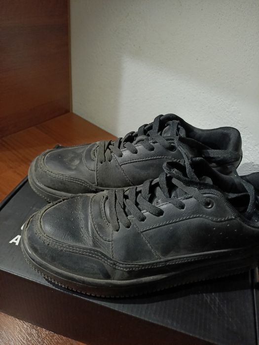 Старые кроссовки оригинал