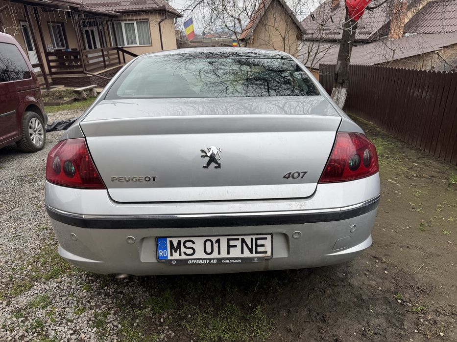Vand Peugeot 407 sau schimb cu remorca de 750 kg