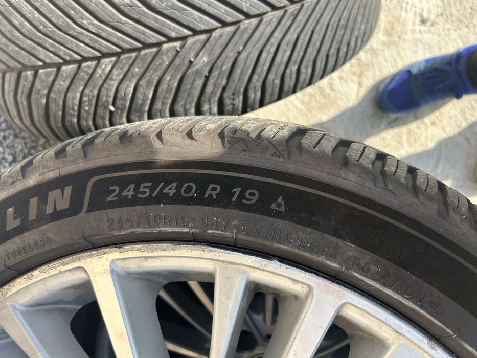 Чисто нови гуми с джанти Michelin