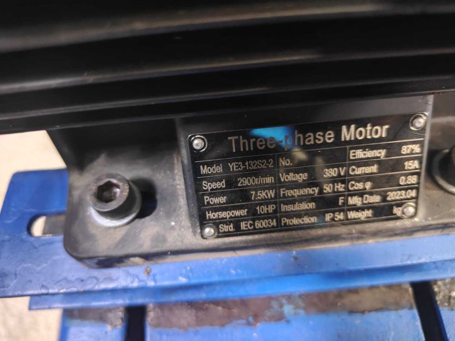 компрессор поршневой 0.9 куба в минуту