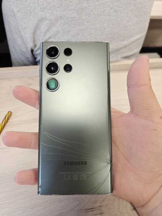 Samsung S23 Ultra 256/12