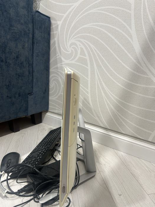 Моноблок Lenovo c360