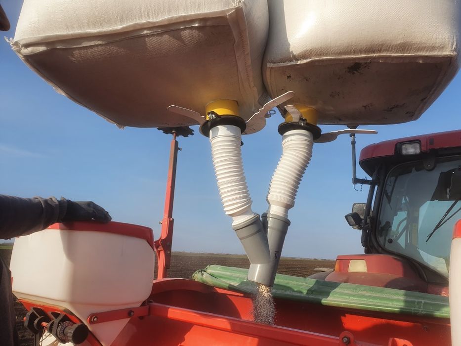 Dispozitiv golire saci azot  big bag cu adaptor pt furtun ,metalic