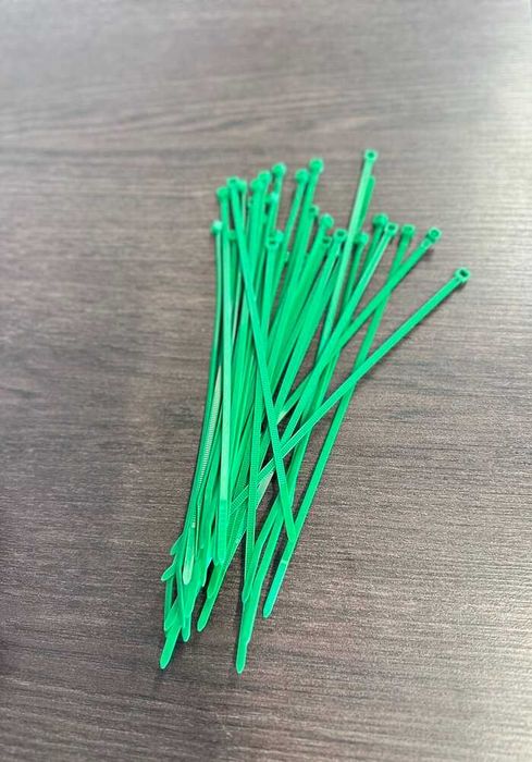 Аксесоари за ограда - скоби, винтове, колове, врати и други - МАКСКОН