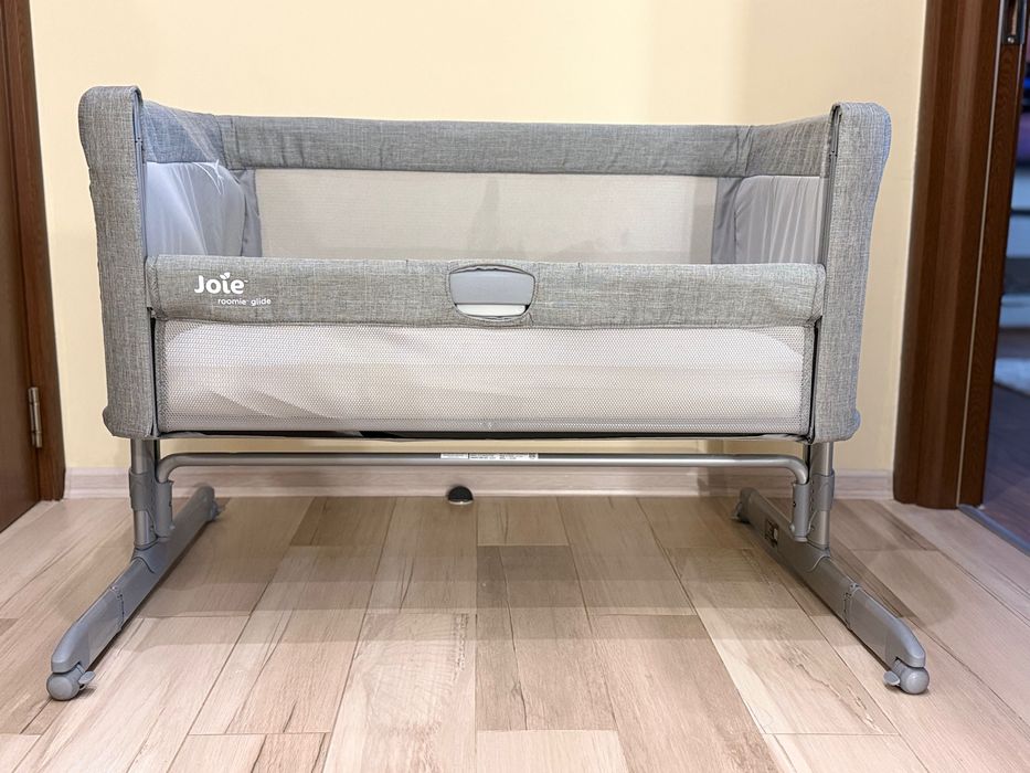 Бебешка кошара Next to me Joie roomie™ glide