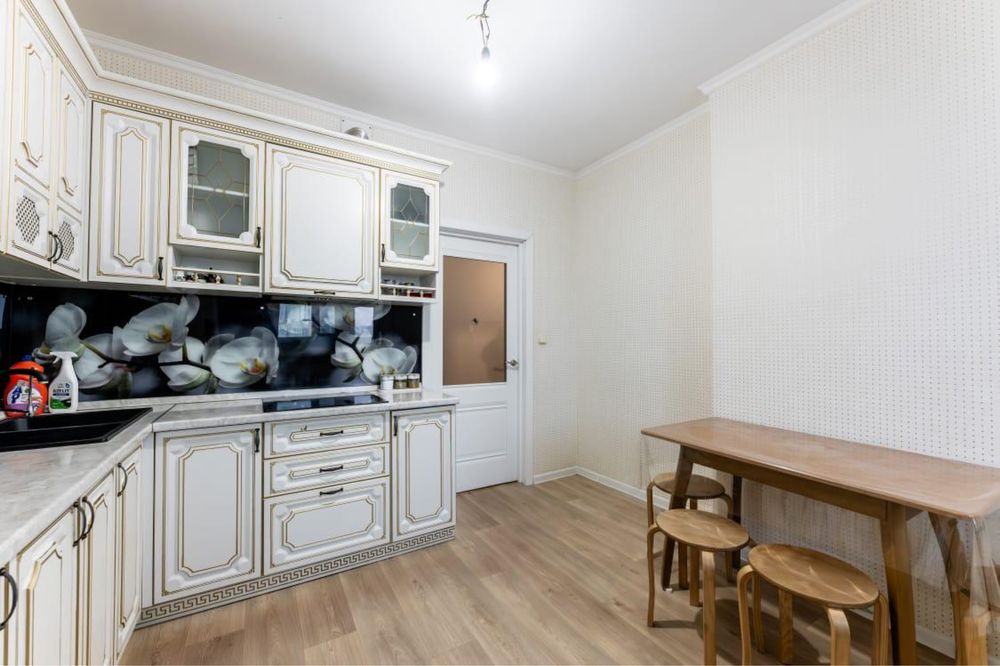 Продается 2-х комнатная квартира