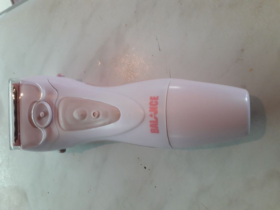 Дамска самобръсначка с батерии