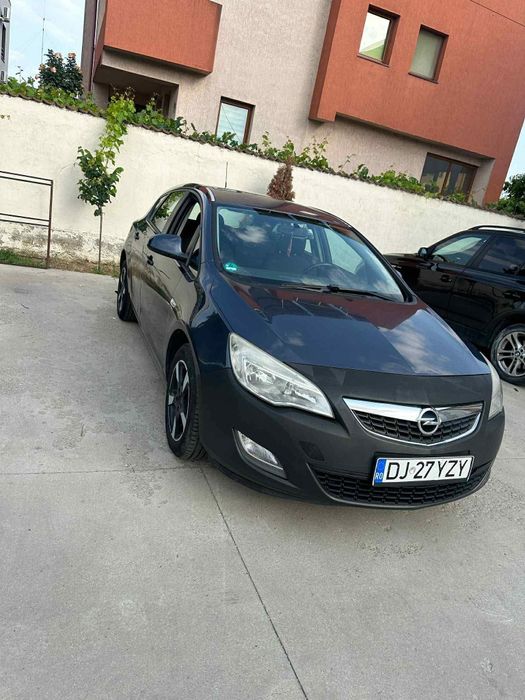 OPEL Astra 2010 — imagine 5