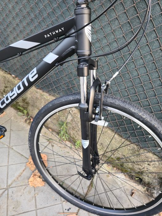 Като нов Алуминиев Coyote Английски Дамски XS рамка 21 скорости Палцови команди 28цола