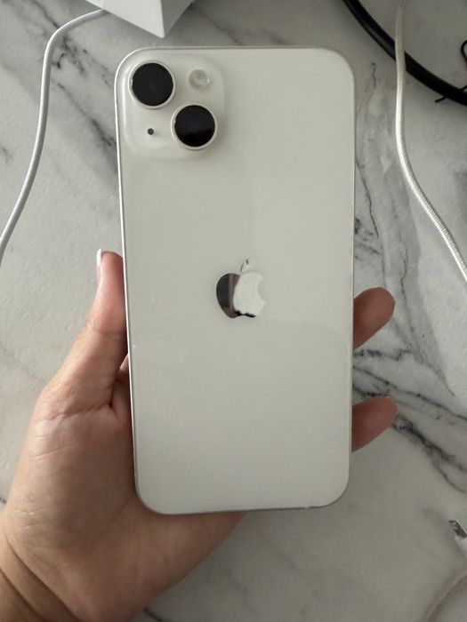 Продается iPhone 14 Plus 256 GB (White)