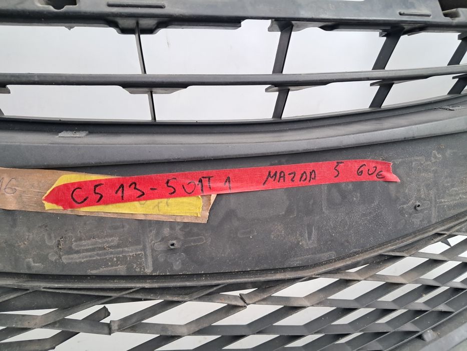 Централна решетка грил  Mazda 5