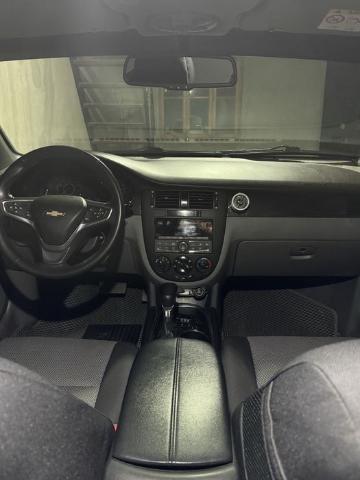 Lasetti noʻmeri bilan sotiladi