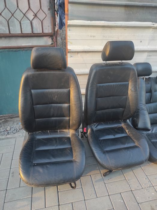 Кожен салон за audi a4 комби
