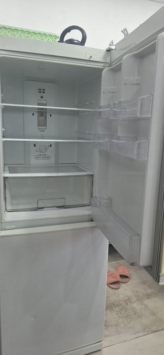 Продам холодильник