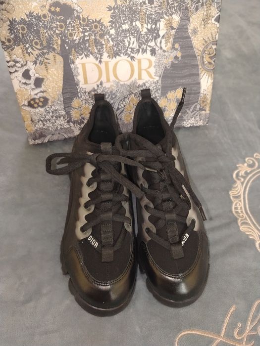 Женские кроссовки чёрный