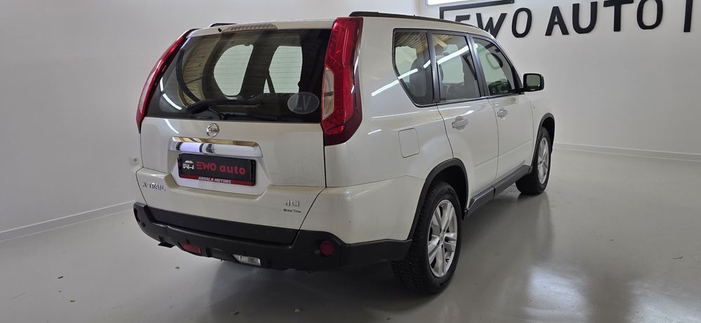 Nissan  qashqai an .2012 euro 5  automatic 4x4 posibilitatea rate