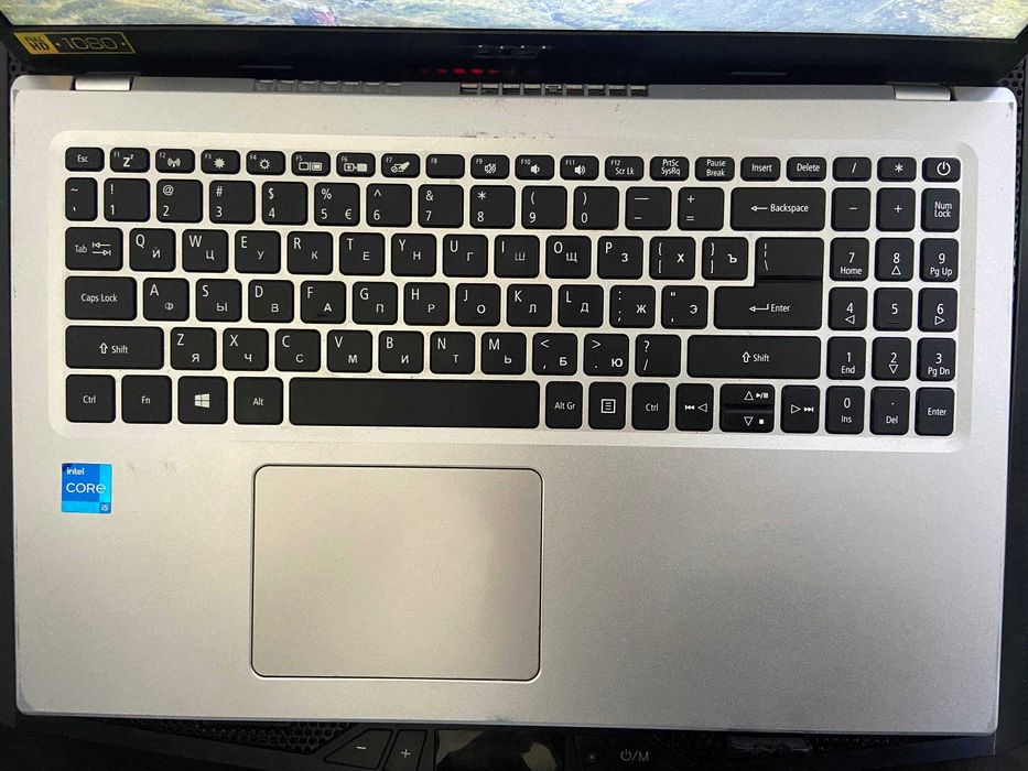 Noutbuk Acer i5 11 avlod 2.4ghz