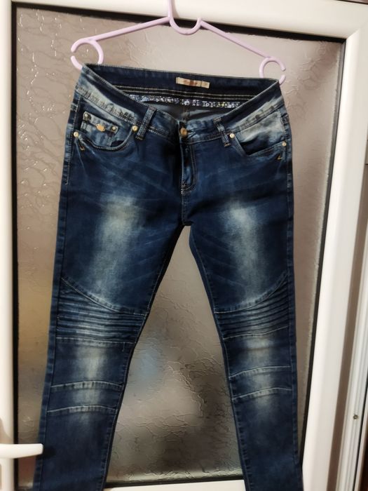 Дамски дънки.Дамски дънки.