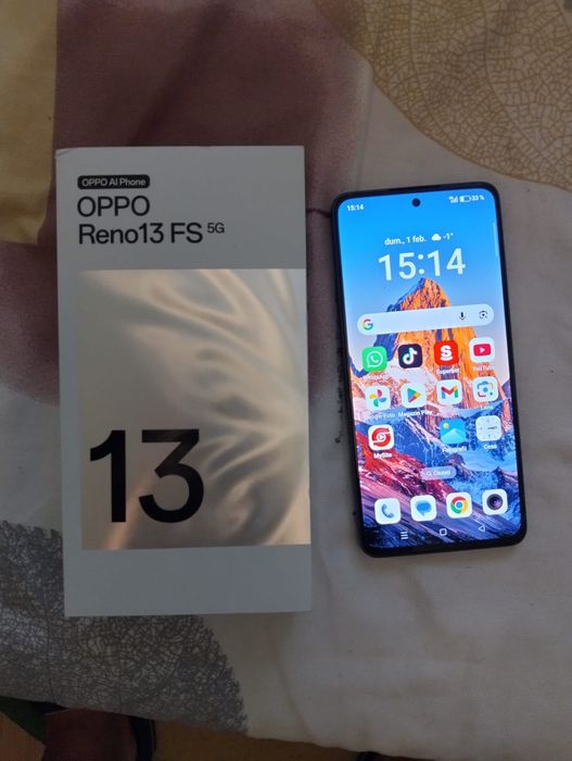 Oppo Reno 13 FS,5G,12 GB RAM cu 512 GB,impecabil!!