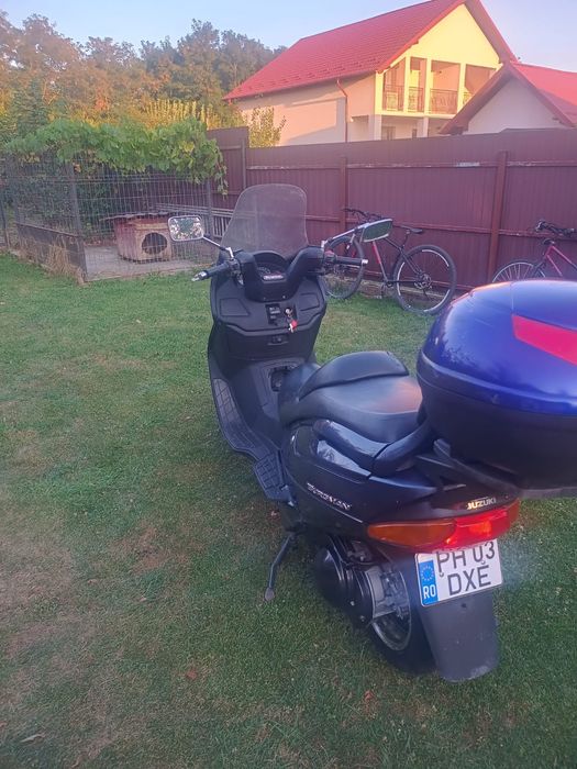 Scuter Suzuki Burgman