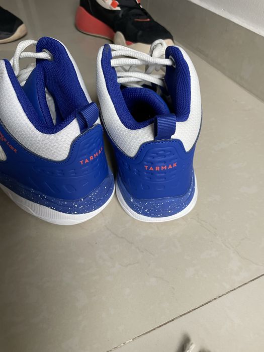 Ghtete basket tarmak( dechatlon) 38