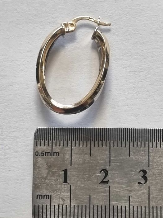 Златни обеци 2.56гр.