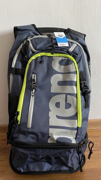 Сумкa.     Arena