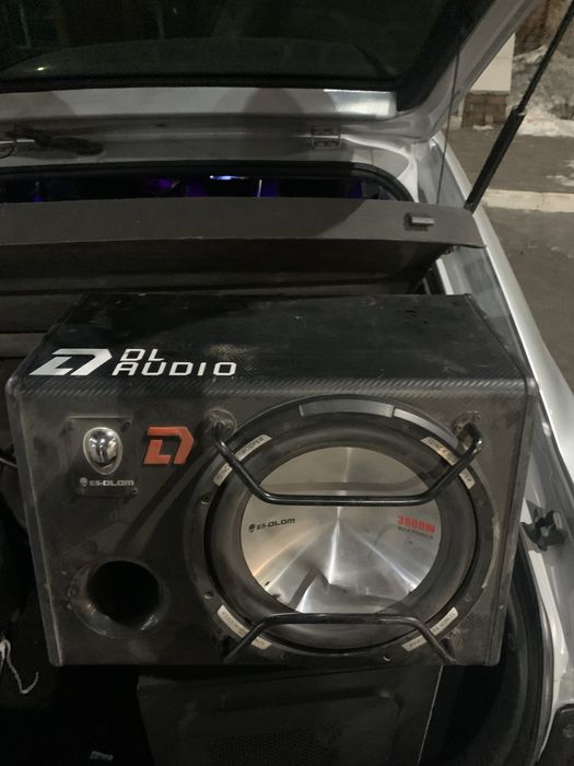 Продам Сабвуфер .