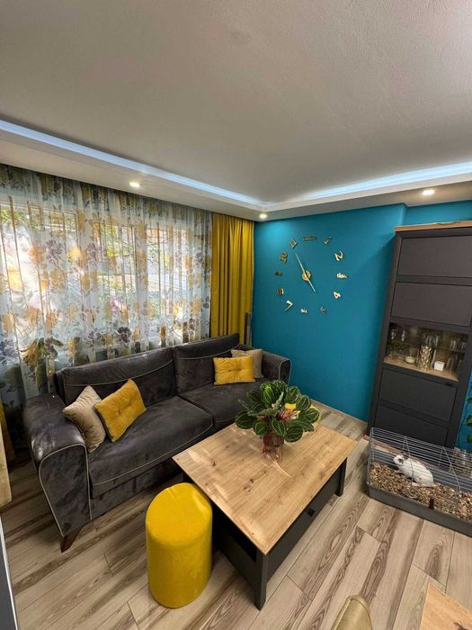 Продава се Четиристаен апартамент в Търговище, Вароша - 130 кв.м за 672 €/кв.м - Снимка #2