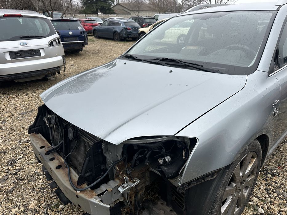 Преден капак за Тойота Авенсис Т25 до 2009г!