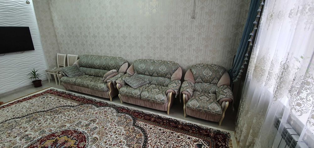 Мягкий уголок для гостиной