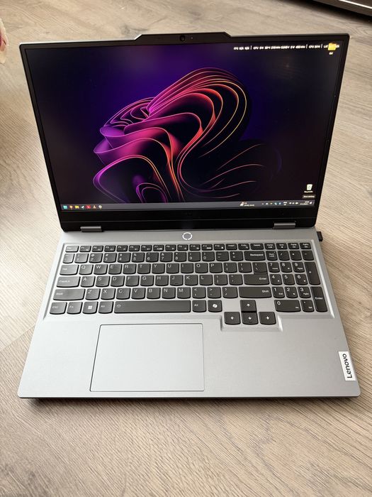 Lenovo LOQ 15IAX9 / i5 12450HX / 16Gb RAM / 1.5TB SSD / RTX 4060 8Gb
