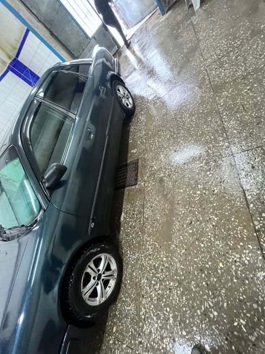 Ауди 100 в кузов с4