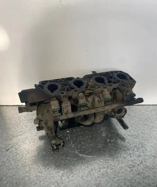 Galerie admisie Dacia Solenza 2004 1.4 MT (75 hp)