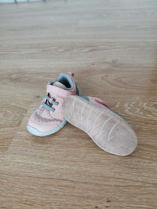 Детски Ейър маратонки Decathlonn 22 размер