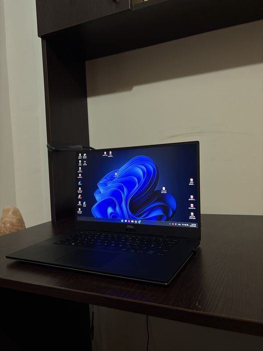 Laptop Dell Precision 5540 i9-9980HK Quadro T2000 / 24GB RAM / 1TB SSD