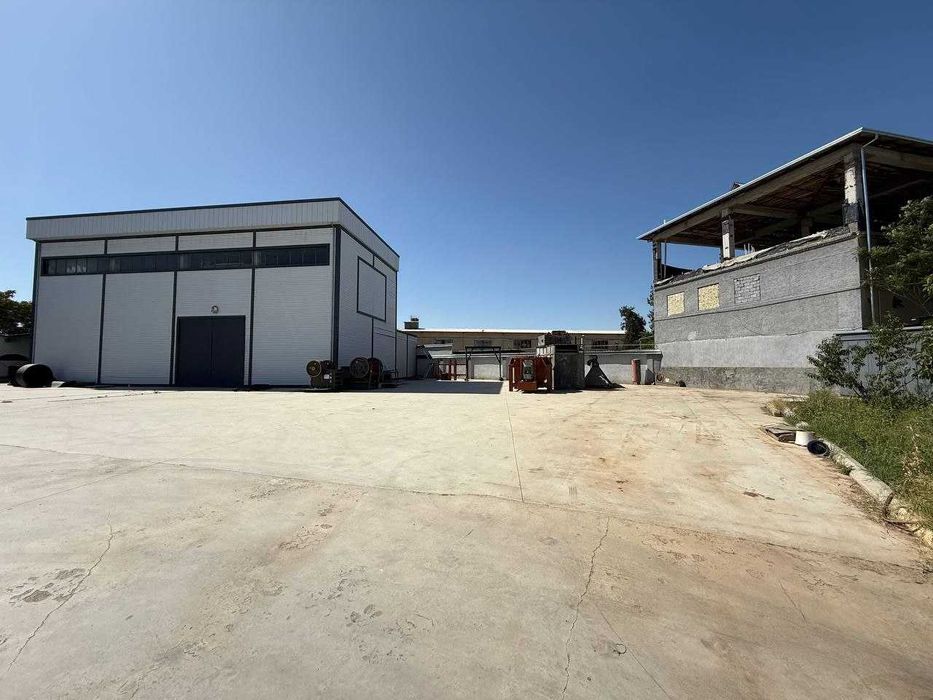 ХХХ Бектемирда База сотилади 40 сотих