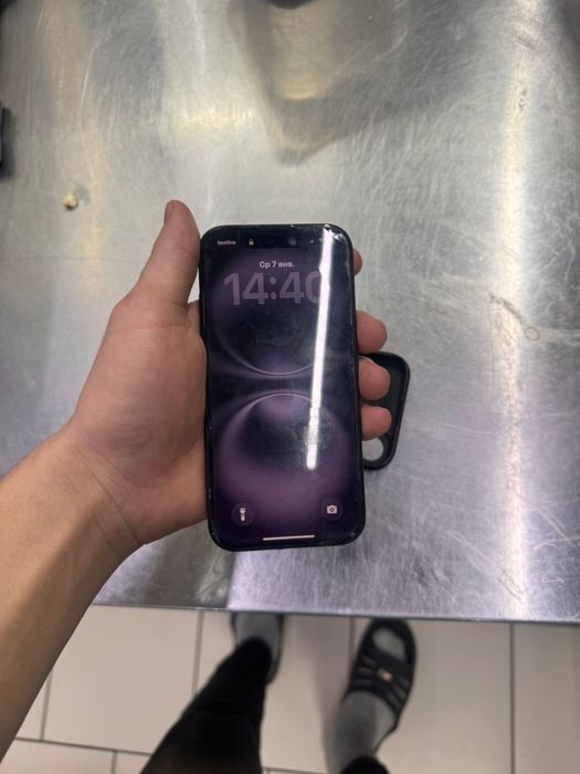 Аифон16 128 акум93 каропка бар