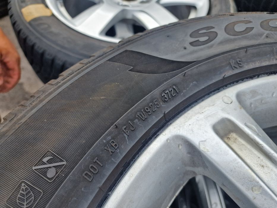 Гуми с Джанти за ГЛЕ W166 275/50 R20 Pirelli 2021