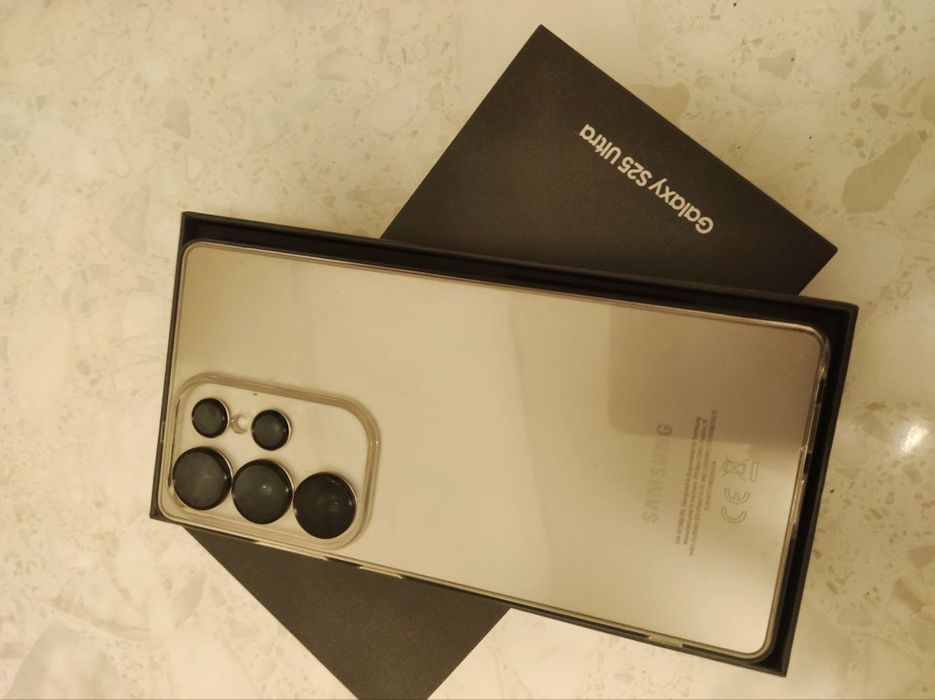 Samsung Galaxy S25 Ultra — Вьетнам 2 сим.