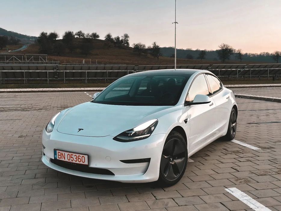 Tesla Model 3 / Long Range AWD / FSD / Garantie 2028 / Dual Motor / 498 CP