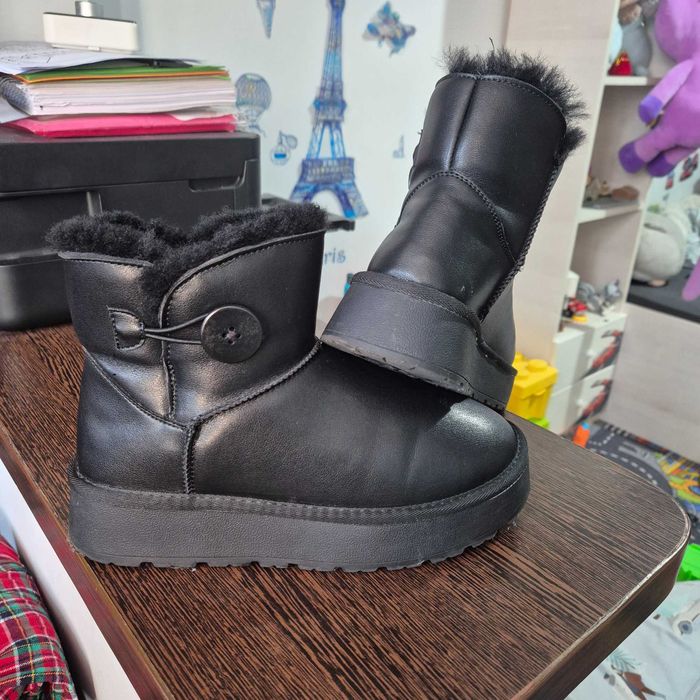 Ghete tip Ugg Benevenuti