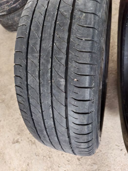 Продам летние шины 235/55/20
