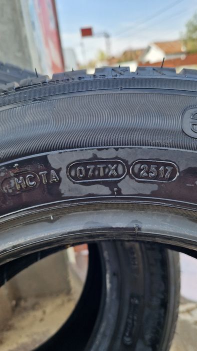 Vând anvelope Michelin