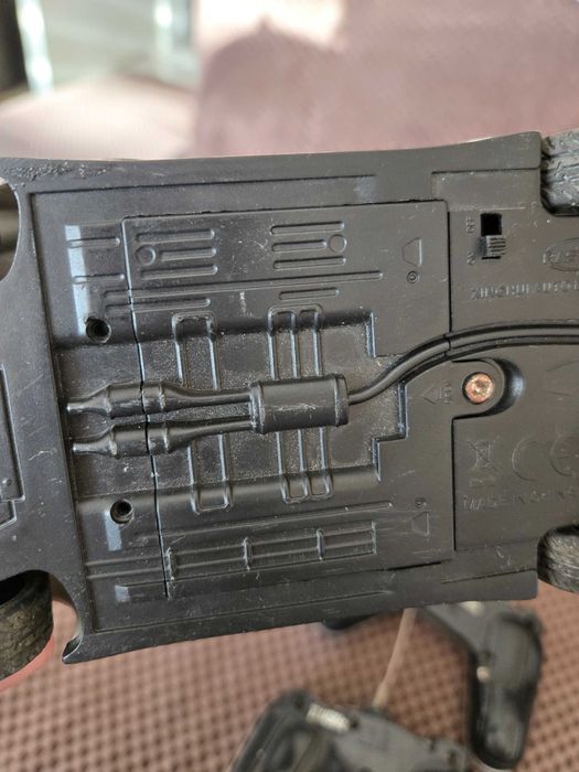 Кола с дистанционно 10лв.