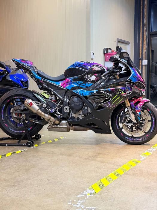 BMW s 1000rr 
2020 
30.000км
15.500$