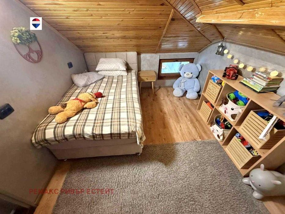 Тристаен апартамент за продажба кв. Дружба 2
